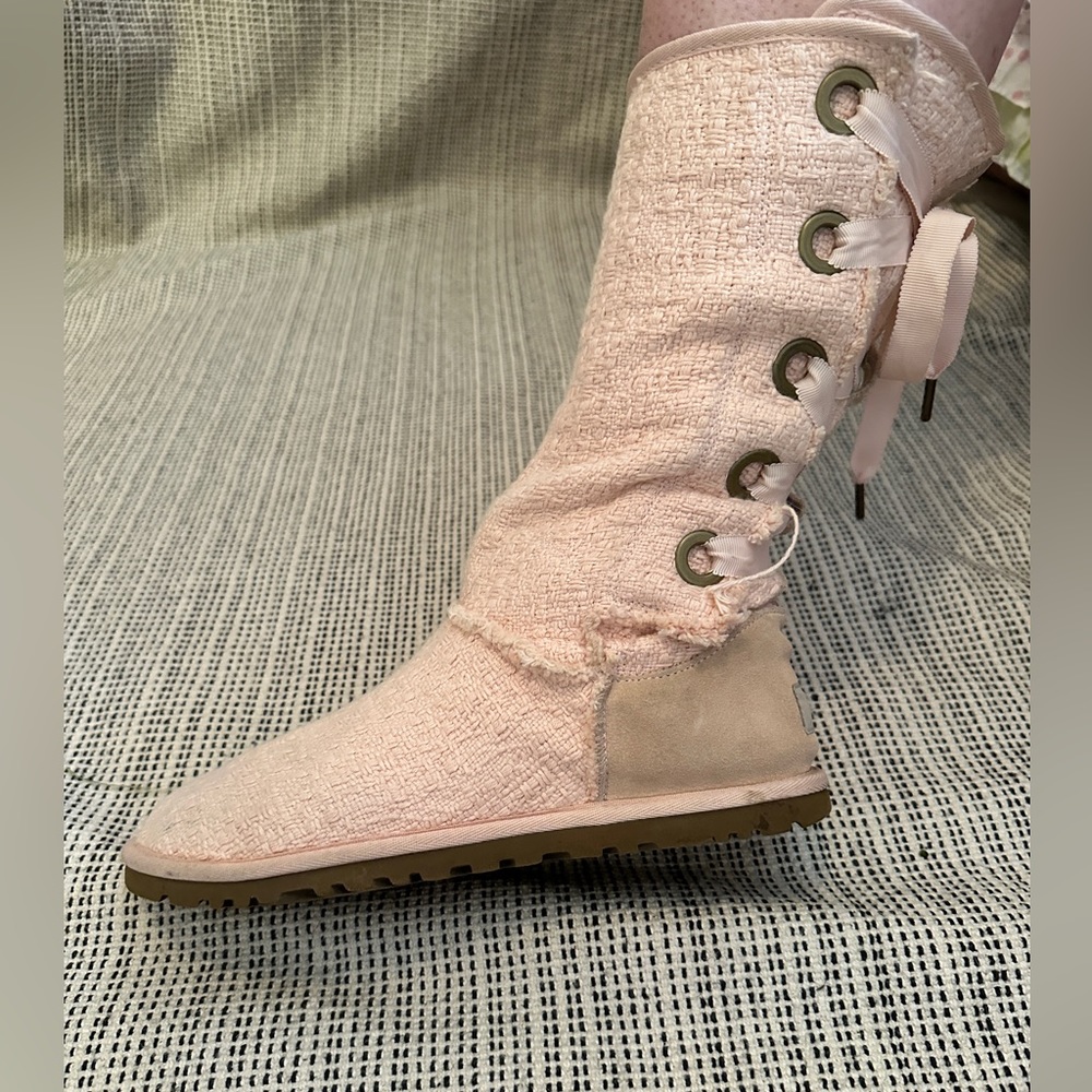 Pink ugg boots